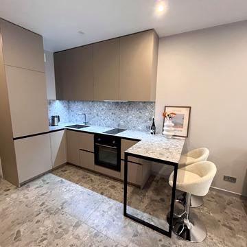 Ужгородський пров., 4/1