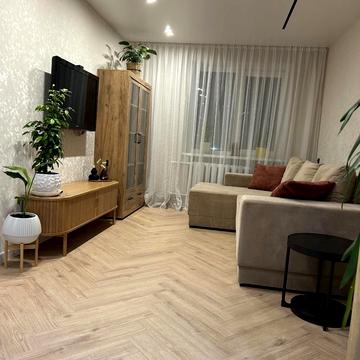 Михайла Грушевського вул. (Котовського), 91/1