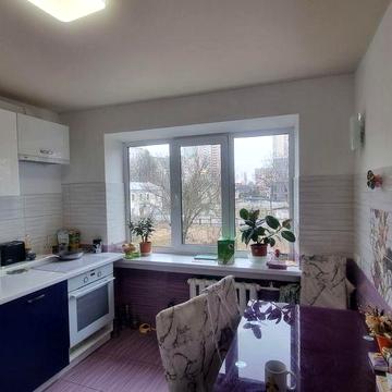 Продам трёхкомнатную квартиру в Вышгороде пр Мазепы 4а