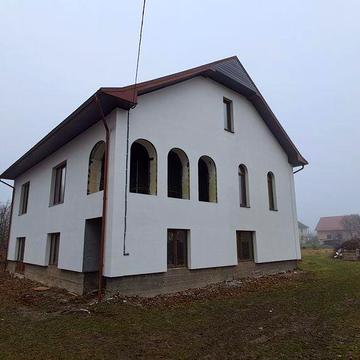 Продається великий будинок в смт Отинія _vv