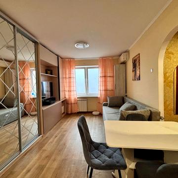 Аерокосмічний просп., 211