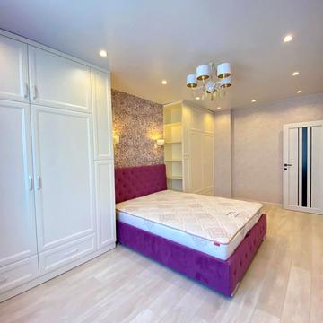 Євгена Сверстюка вул. (Марини Раскової), 6-Е