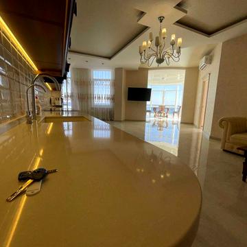 Три спальни. Прямой вид моря. Очень срочно!!!