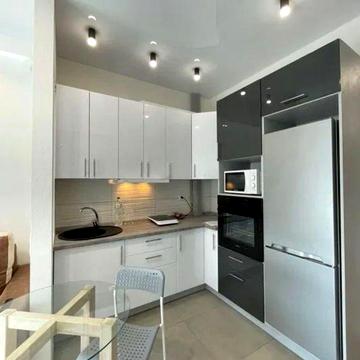 Зоряний бульв., 1м