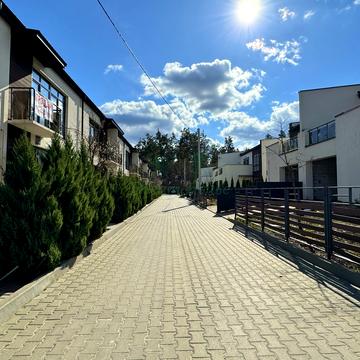 Найкраща вул. (Ломоносова)