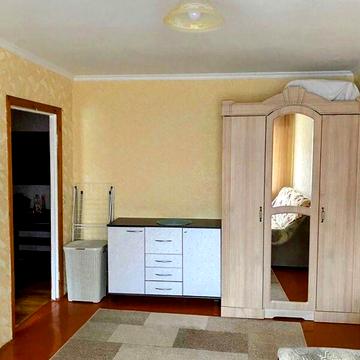 Довгострокова оренда 2к Квартира Алана Шепарда (Суворова) вулиця