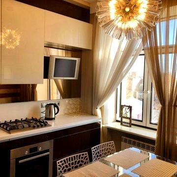 Сдам Видовую  2кв 60кв.м в Центре, Напротив ТРЦ Никольский