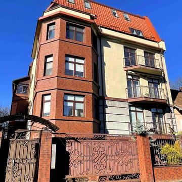 Продаж 3 км. квартири з терасою вул. Гіпсова біля парку Без комісії