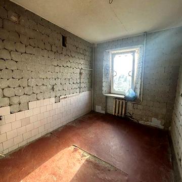 Продам 2-х кімнатну квартиру, мікрор-н Жовтневий (навпроти АТБ)