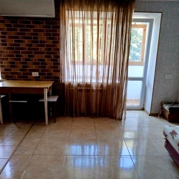 Здам 2к.квартиру на Магістратській. Центр