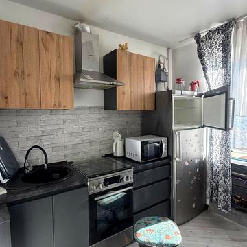 Володимира Великого вул. (Артема), 34