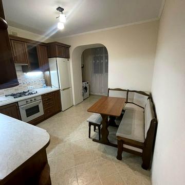 Провулок Ключний, 7