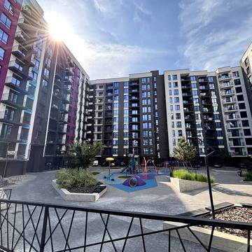 Юліана Пелеша вул., 3 к8