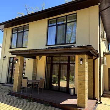 Марії Зерової вул. (Мічуріна), 5