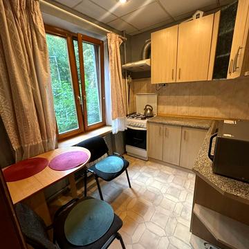 Марії Приймаченко бульв. (Академіка Ліхачова), 7