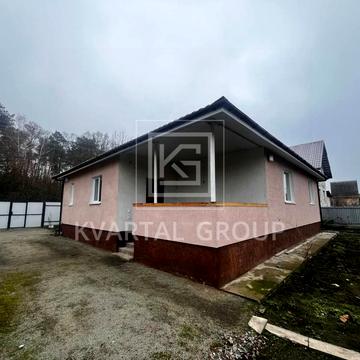 Хутірська вул. (Жовтнева), 1