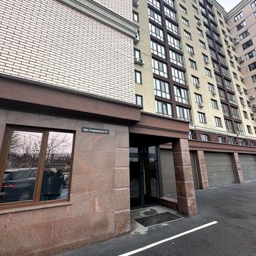 Староміська вул., 1/1