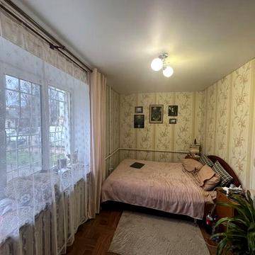 Квартира під комерцію! 2 кімнати, фасадні вікна, центр. Торг