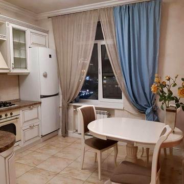 Здам 2х.кмн кв метро Дарниця по вул Бажова15/20