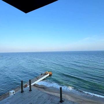 Квартира с прямым видом на МОРЕ, Пространство на Маячном с террасой