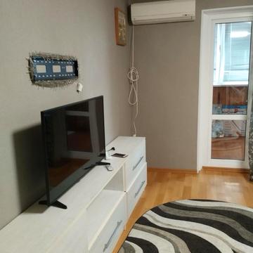 Академіка Заболотного вул., 60