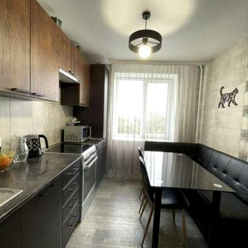 && 2 кімнатна квартира Київська 17