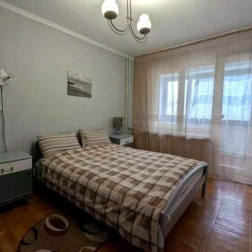 Двокімнатна чешка р-н ТРЦ "Майдану"