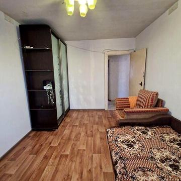 Довгострокова оренда 2к Квартира Євгена Танцюри (Генерала Петрова) вулиця