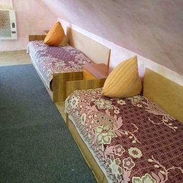 Сдам часть дома,комната с кухней, коммун.усл.уже в цене.