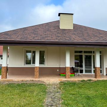 Олімпійська, 8