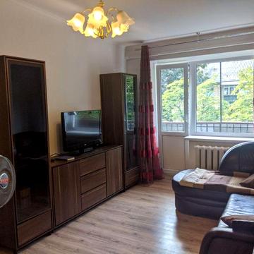 Метро Дорогожичі - 5 хв, вул.Олени Теліги 13/14, здам 1кімн. квартиру