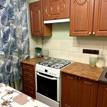 Івана Франка вул., 41