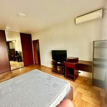 Героїв Дніпра вул., 47