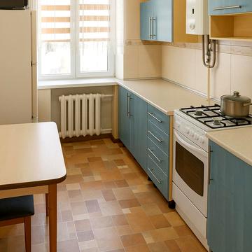 Левка Лукяненка вул. (Ватутіна), 32