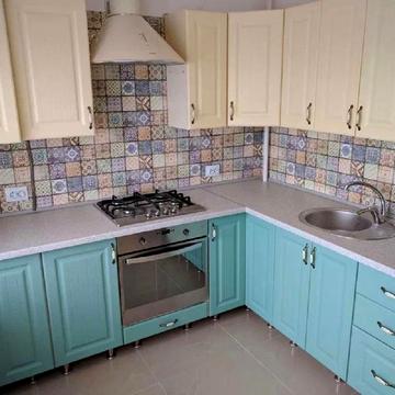 Василя Єрошенка вул. (), 4