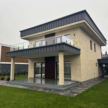 Донецька, 30