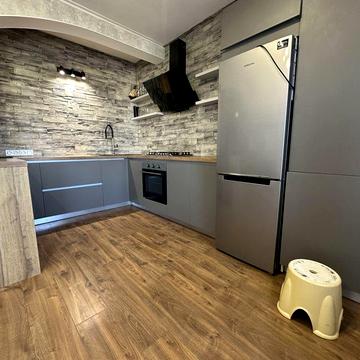 Долгосрочная аренда , квартира с видом моря !