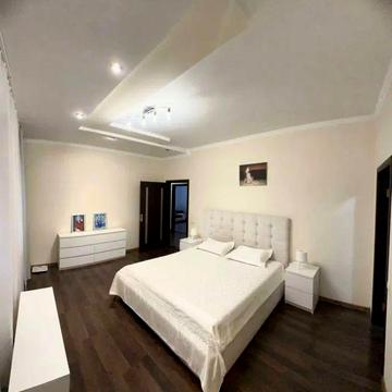 Садова вул.