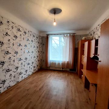 Кузнецька, 56