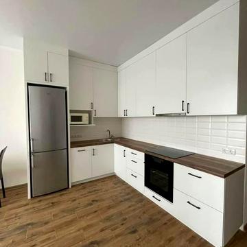 Покровська вул., 24Б