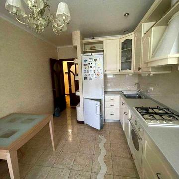 Оренда 2к квартири на Соборності України 208А/ дружби народiв