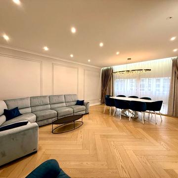 Практична вул., 3