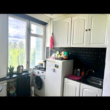 Чорних Запорожців вул. (Петра Запорожця), 15-Б