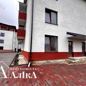 Продам 1-кімнатну квартиру з окремим входом в новобудові