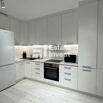 Продається квартира-студія з дизайнерським ремонтом у ЖК Seven