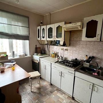 Червоної Калини просп. (Володимира Маяковського), 93-Б