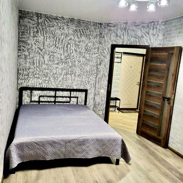 Перлинна вул., 11