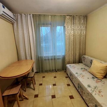 Максима Дія вул. (Шелгунова), 4