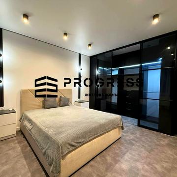 Макогона вул., 25