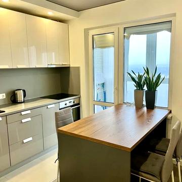 Вишняківська вул., 2